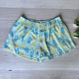 FRANCESCA'S pineapple relaxed fit sleep shorts size L